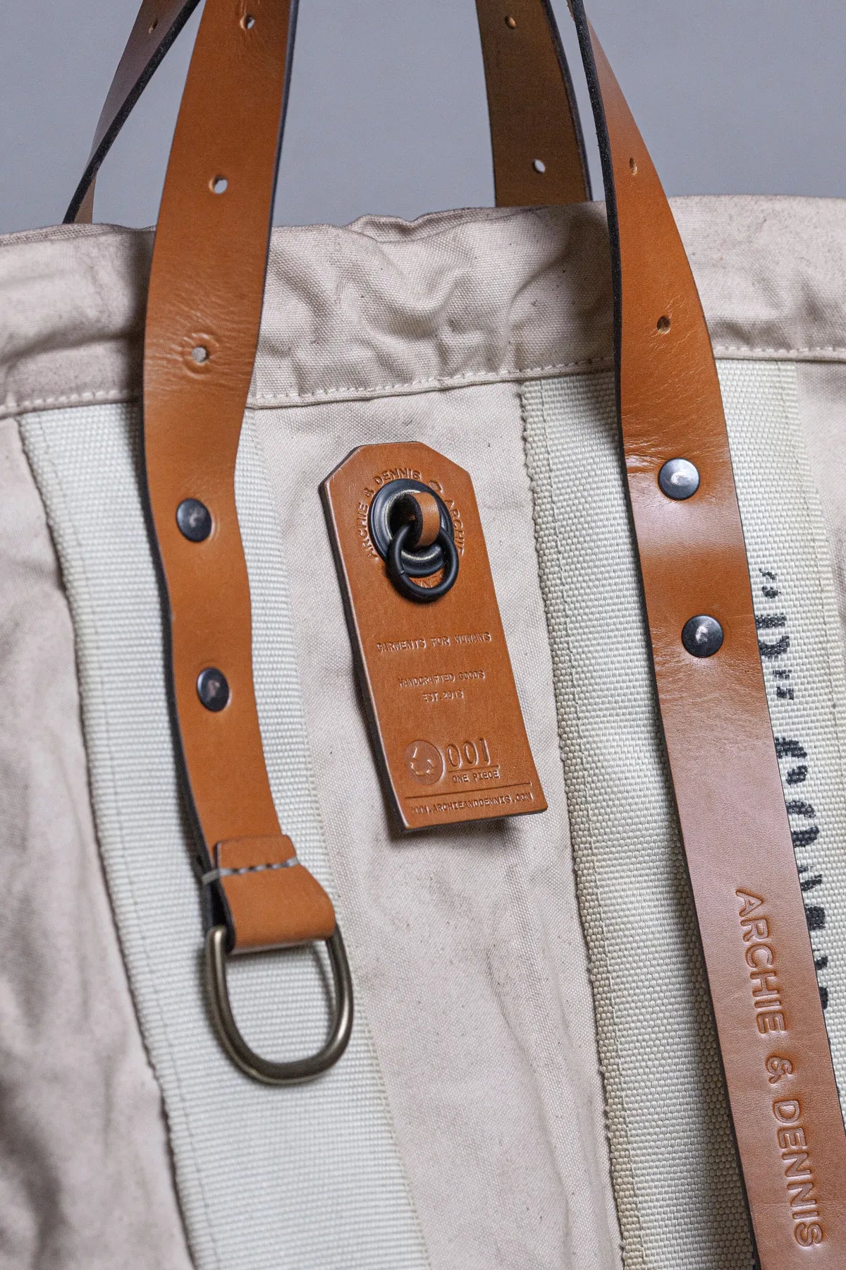 GREIGE DITTY TOTE [ 1 of 15 ]