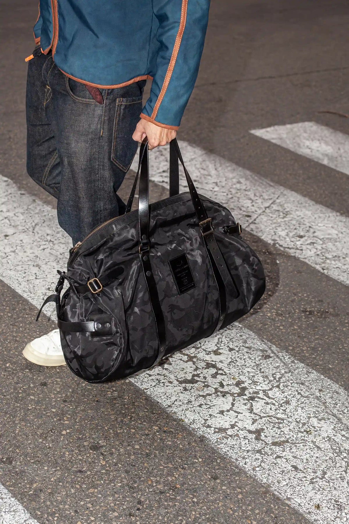 BLACK WEEKENDER CAMO