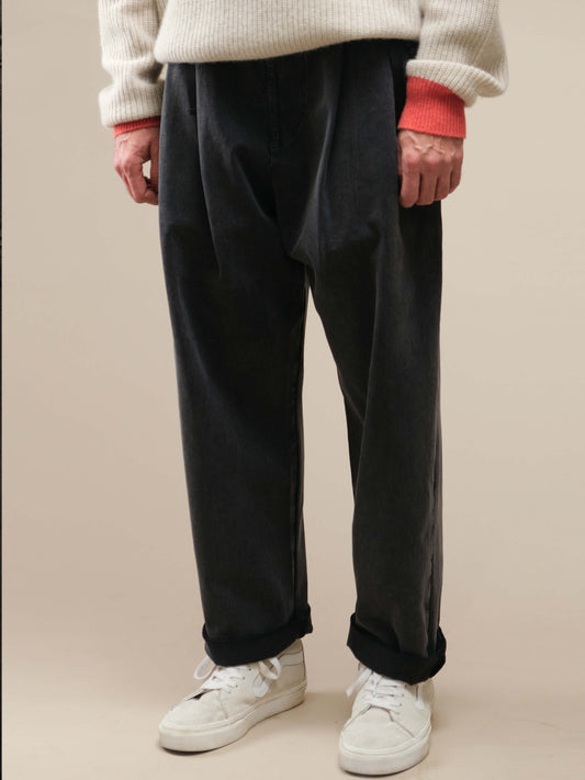 BLACK WASH DOUBLE-KNIT PATTON